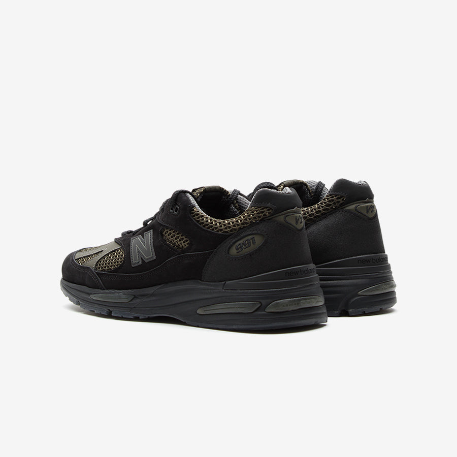 New Balance 991v2 MiUK Stone Island Black