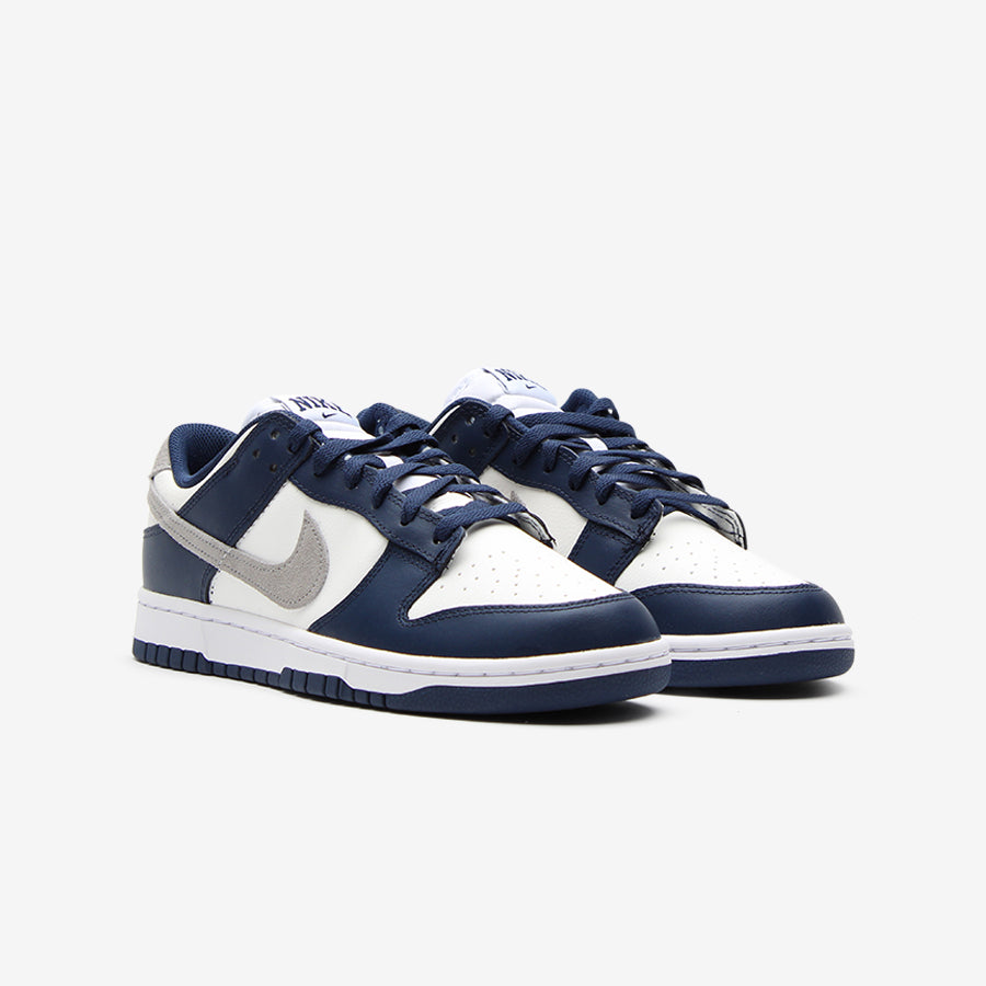 Nike Dunk Low Summit White Midnight Navy