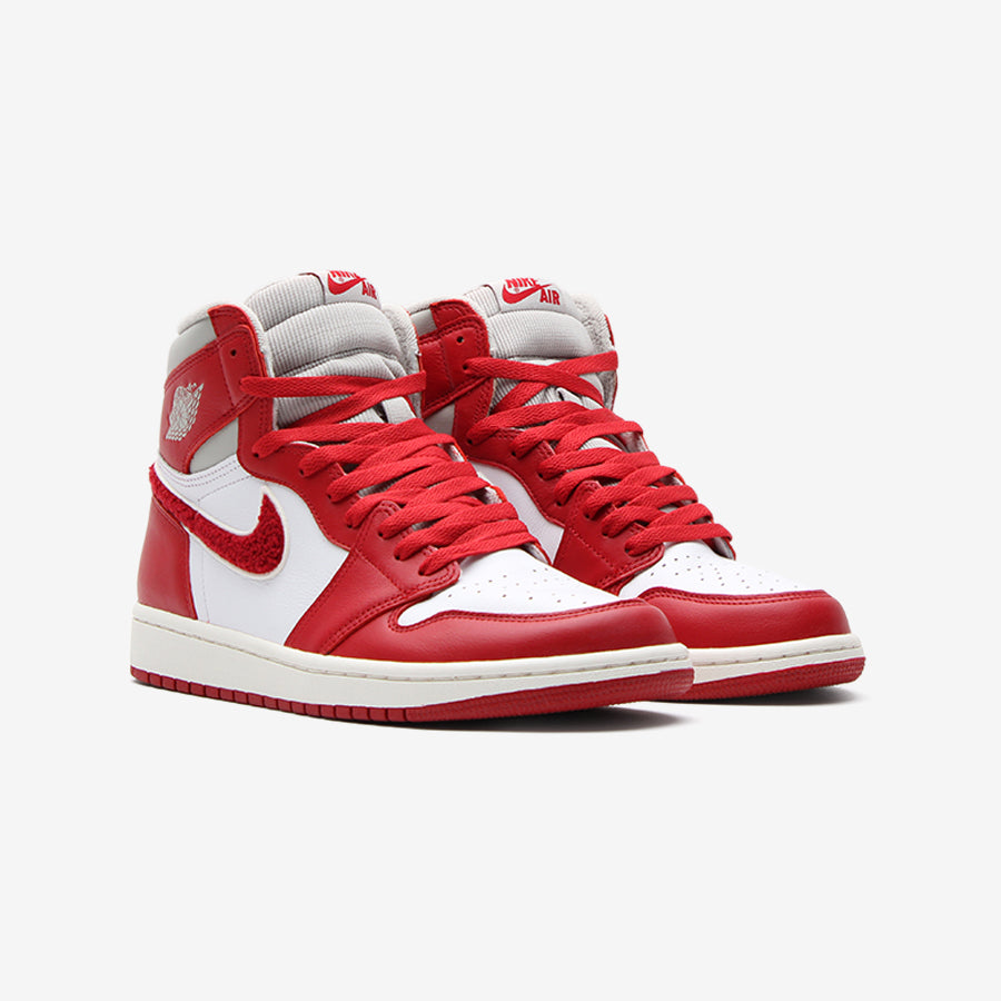 Nike Air Jordan 1 Retro High OG Varsity Red