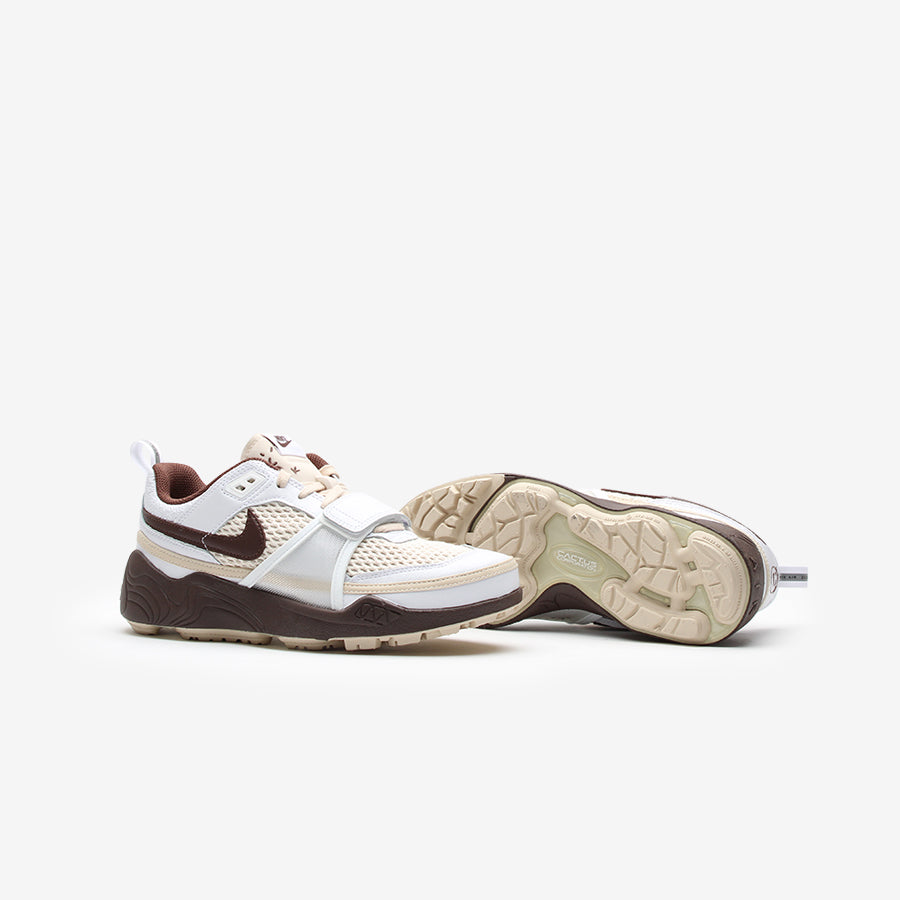 Nike Zoom Field Jaxx Travis Scott Light Chocolate